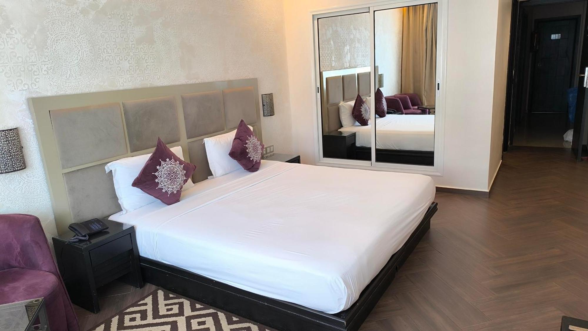 Hotel Swani Meknès Buitenkant foto