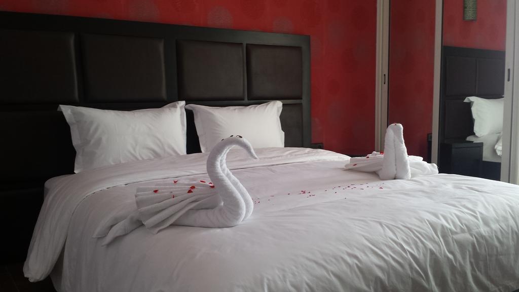 Hotel Swani Meknès Buitenkant foto