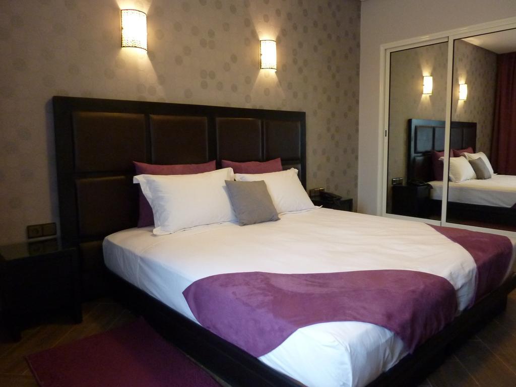 Hotel Swani Meknès Buitenkant foto