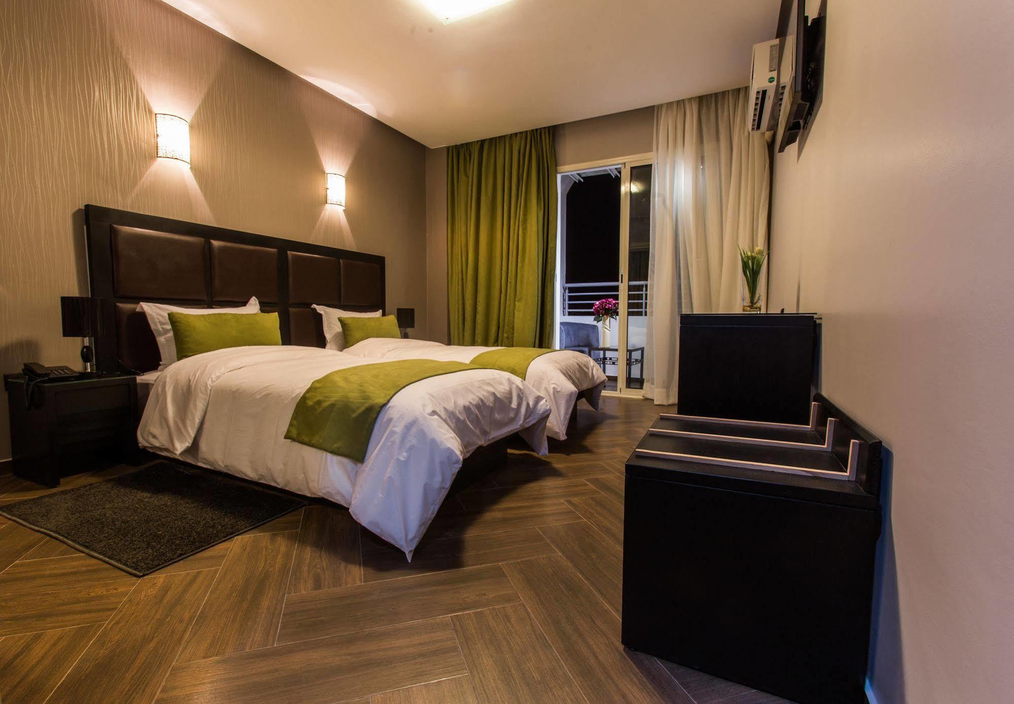 Hotel Swani Meknès Buitenkant foto